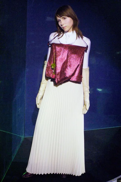 Look 30